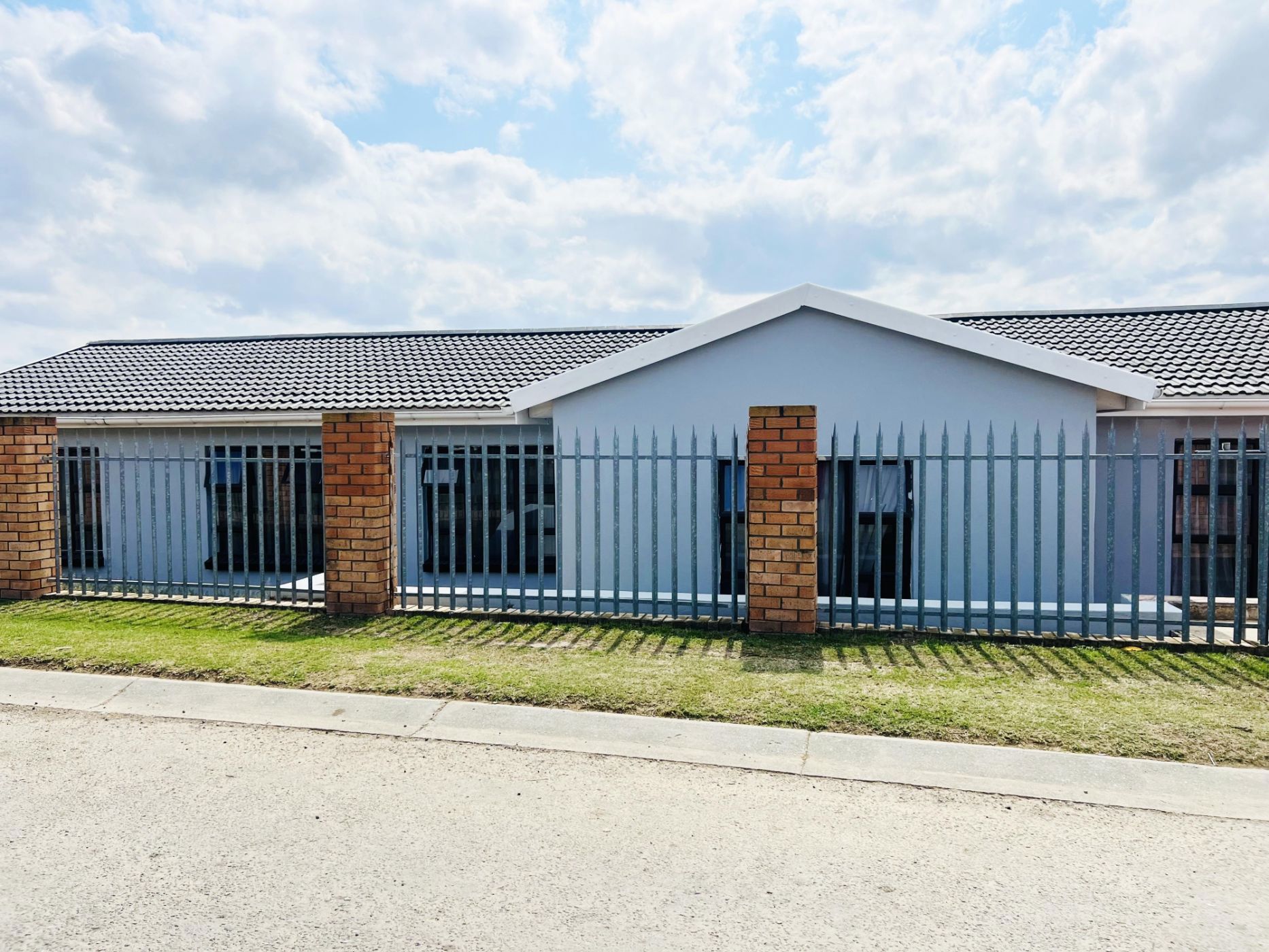 House for sale in King Williams Town (Qonce) - 1MH1673677