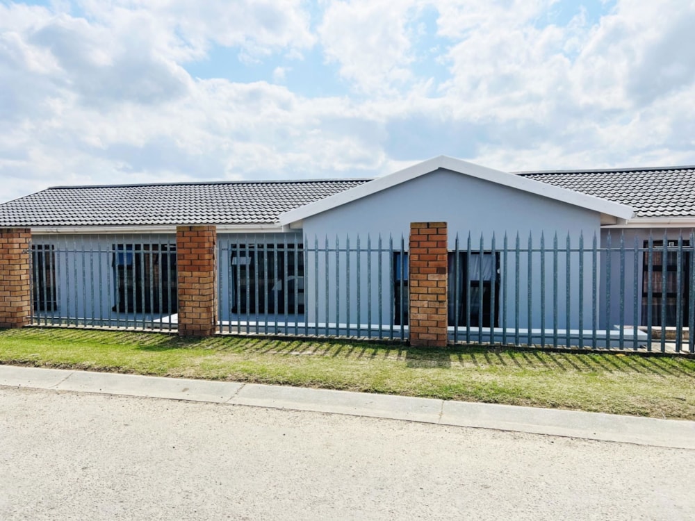 House for sale in King Williams Town (Qonce) - 1MH1673677 House for sale in King Williams Town (Qonce) - 1MH1673677