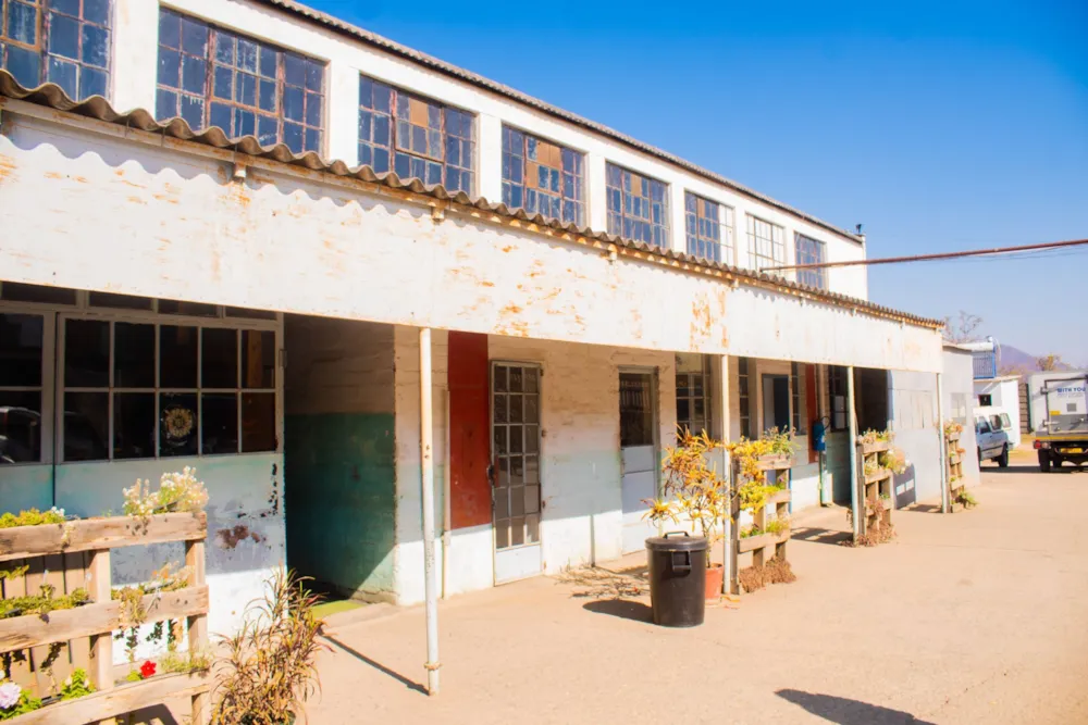 Commercial industrial property for sale in Mutare, Zimbabwe - 3ZB1673525 Commercial industrial property for sale in Mutare, Zimbabwe - 3ZB1673525