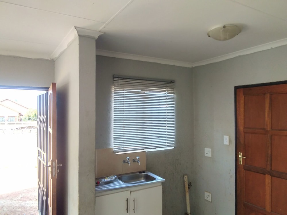 House for sale in Soshanguve East - PT1673687