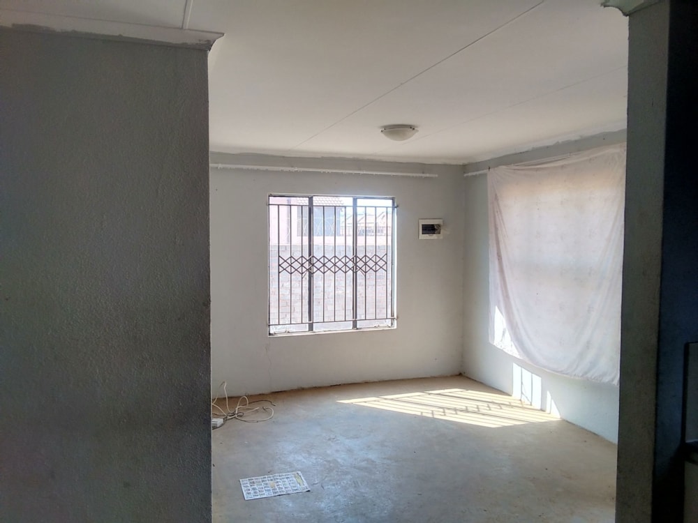 House for sale in Soshanguve East - PT1673687