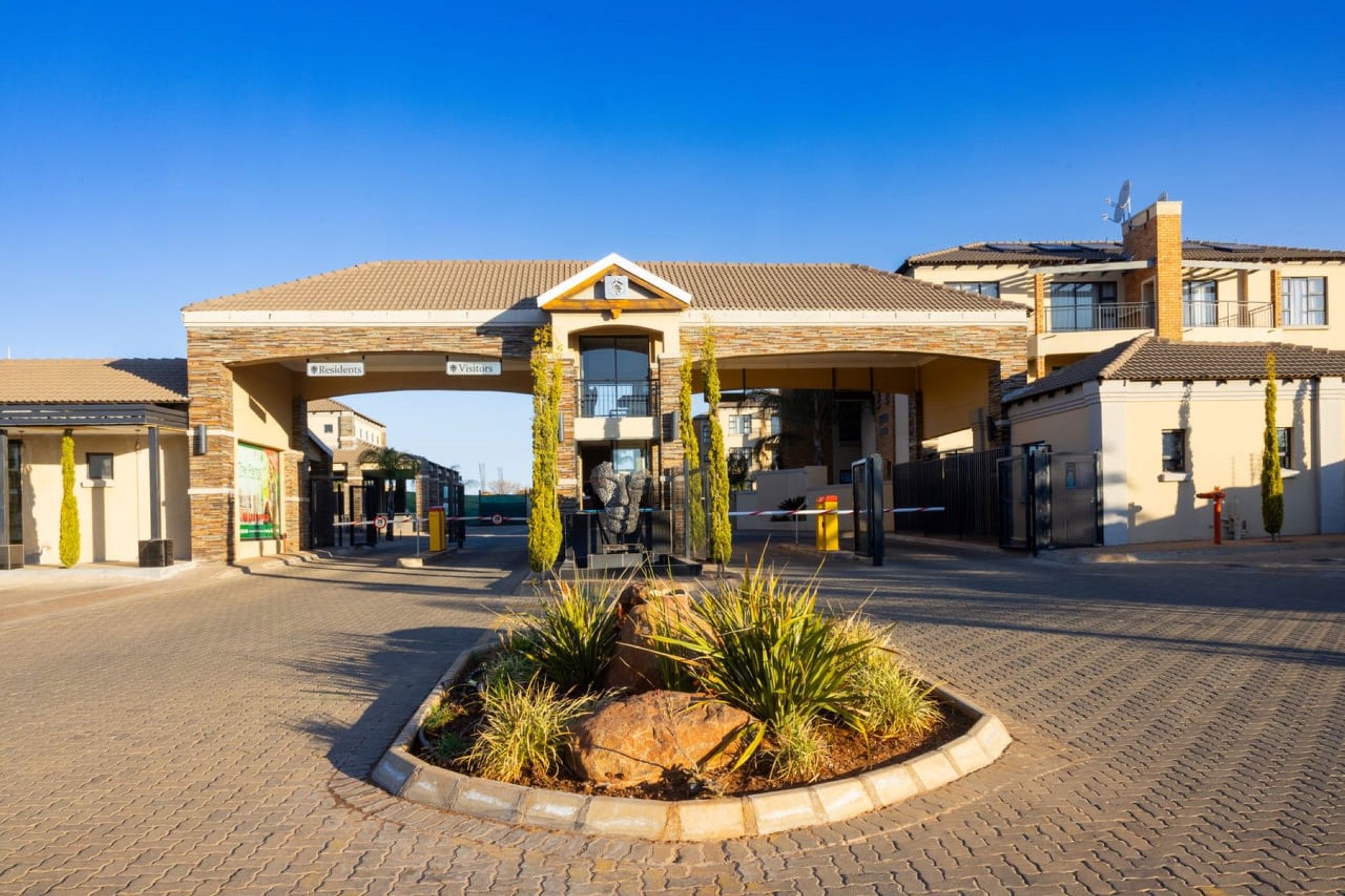 Apartment for sale in Heuwelsig, Kimberley - 1KJ1673739