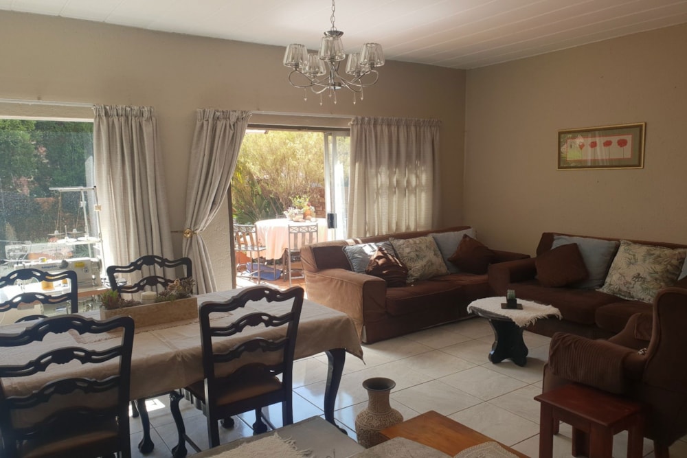 Townhouse let in Honeydew Ridge - RAL1673798 Townhouse let in Honeydew Ridge - RAL1673798