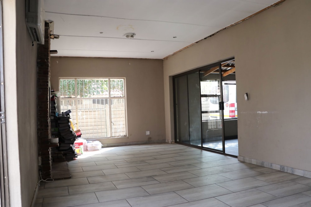 House for sale in Three Rivers North - 1VT1674011 House for sale in Three Rivers North - 1VT1674011