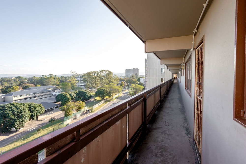 Apartment for sale in Pinetown - 1WP1674056 Apartment for sale in Pinetown - 1WP1674056