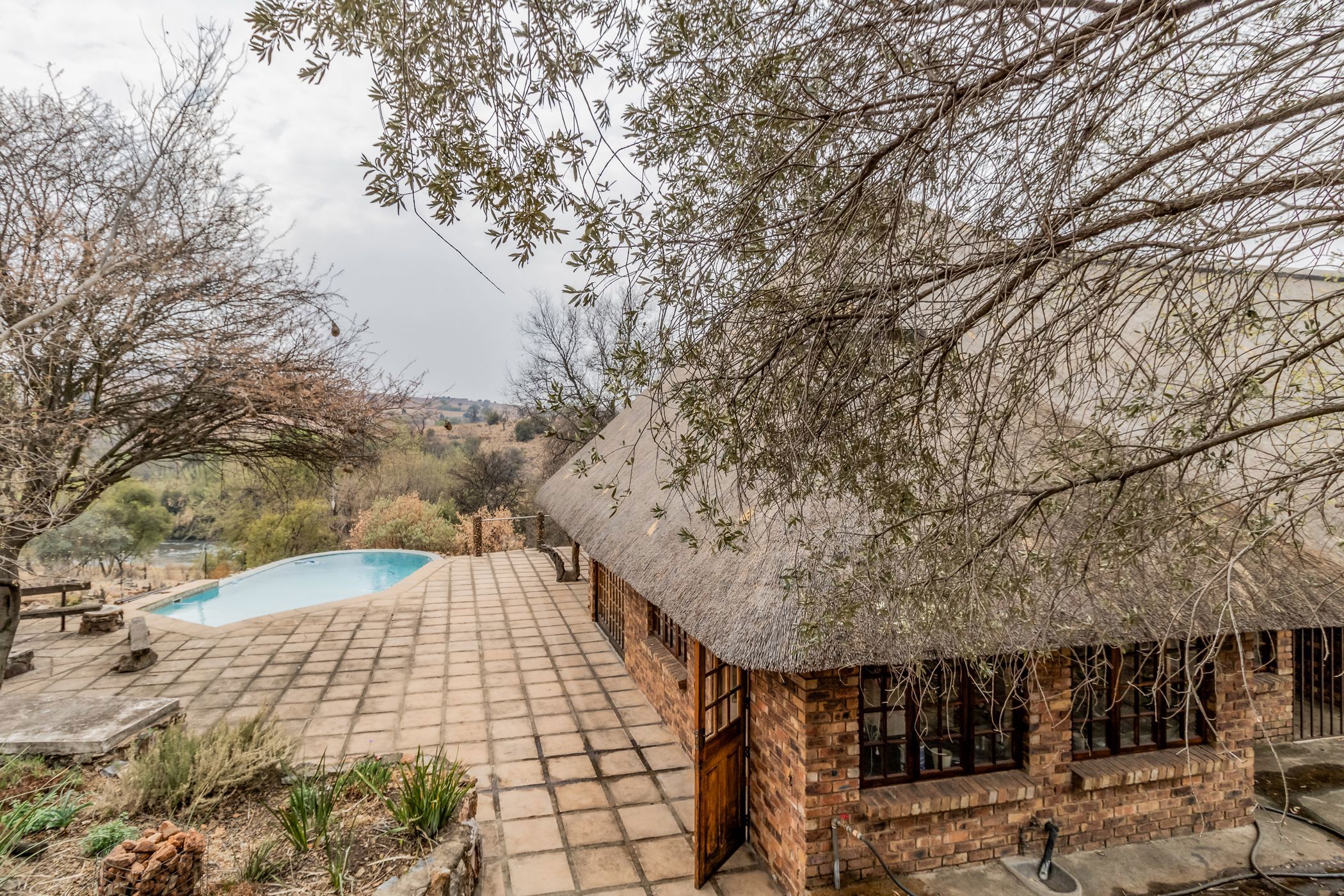 Mixed use farm for sale in Lanseria - 1HR1674131