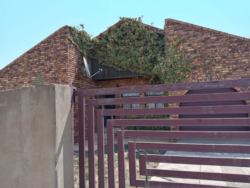 House for sale in Sebokeng - 1VT1674012 House for sale in Sebokeng - 1VT1674012