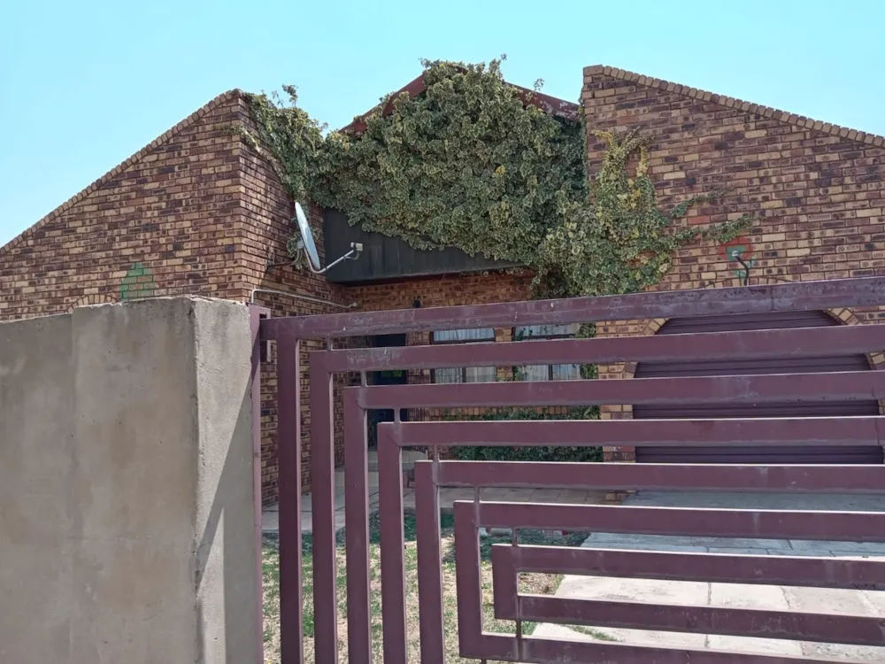 House for sale in Sebokeng - 1VT1674012 House for sale in Sebokeng - 1VT1674012