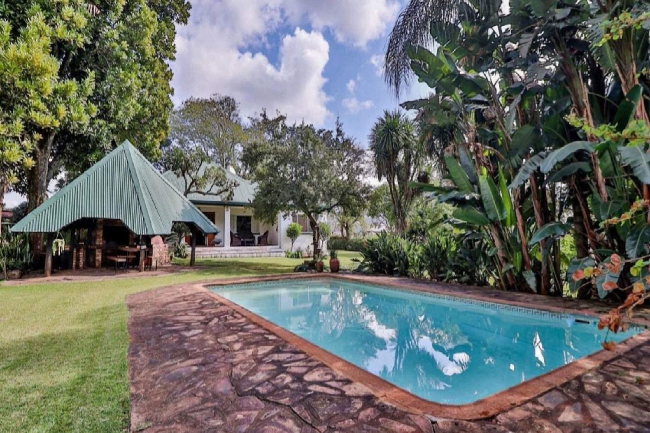 House for sale in Sabie - 1LY1674087