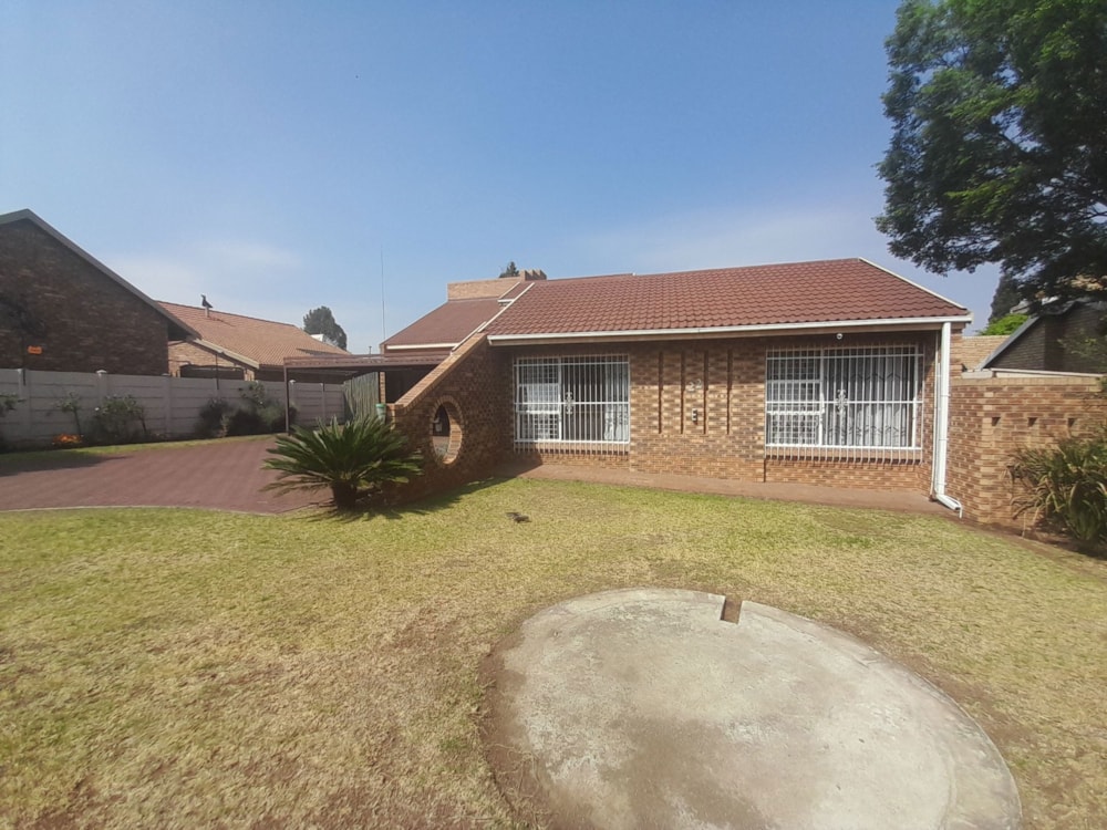 House for sale in Vanderbijlpark SE 3 - 1VT1674171