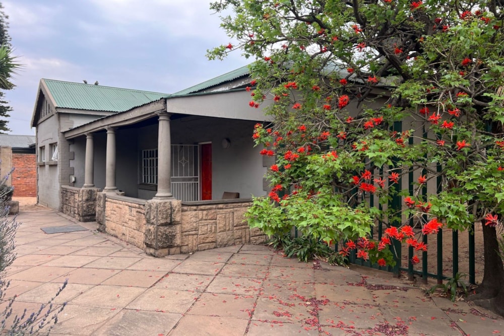 Single-storey house for sale in Witbank Central (eMalahleni Central)  - 1WD1674288