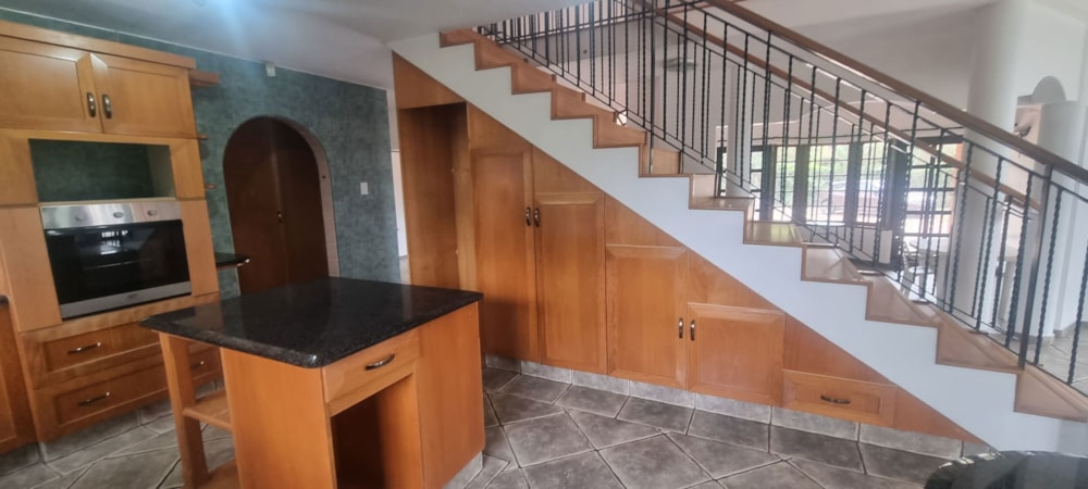 Townhouse let in Hillcrest, Upper Highway - 1KF1674389 Townhouse let in Hillcrest, Upper Highway - 1KF1674389