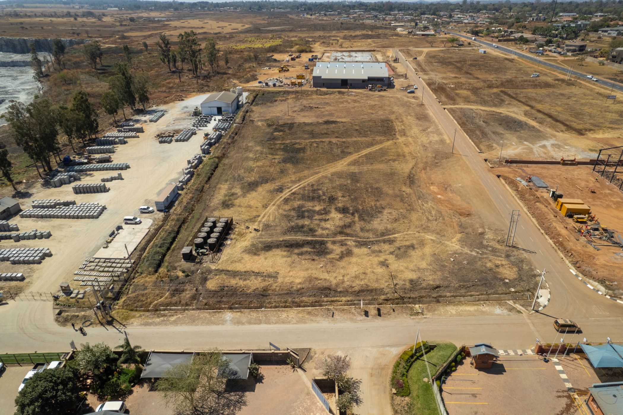 Commercial vacant land for sale in Pomona , Zimbabwe - 3ZB1674533