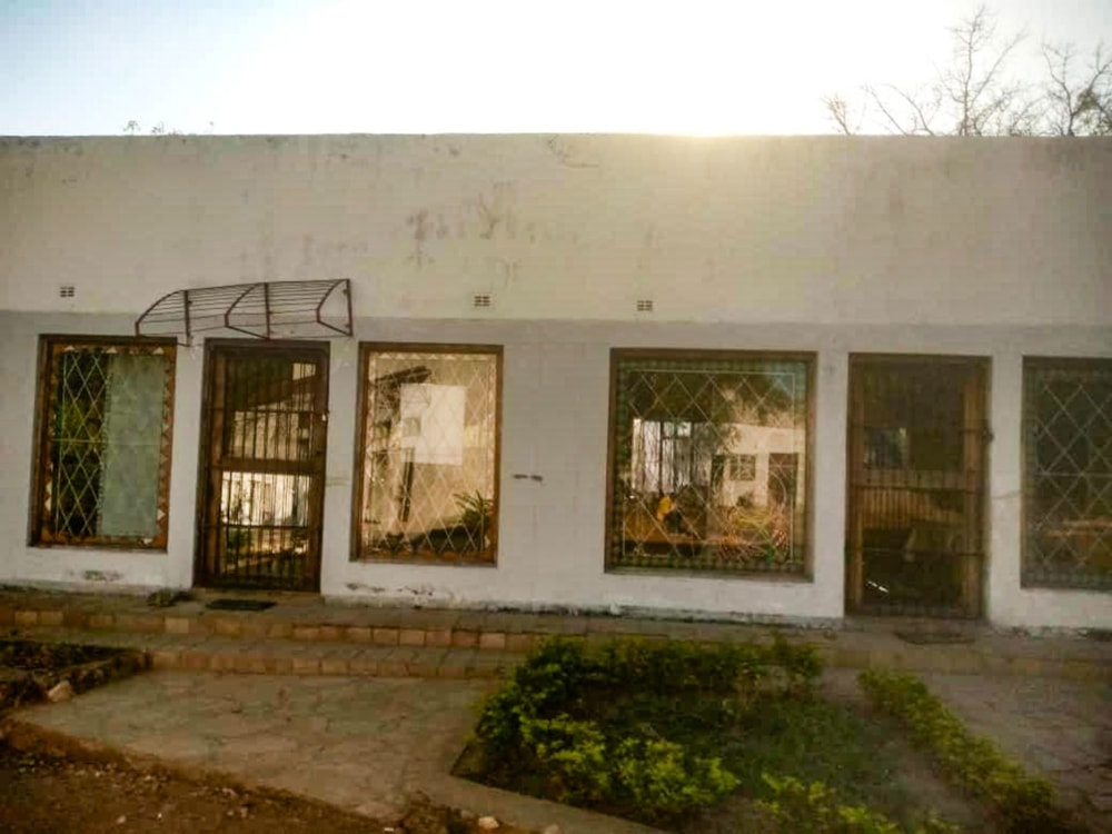 Commercial industrial property for sale in Kariba, Zimbabwe - 3ZB1674692 Commercial industrial property for sale in Kariba, Zimbabwe - 3ZB1674692