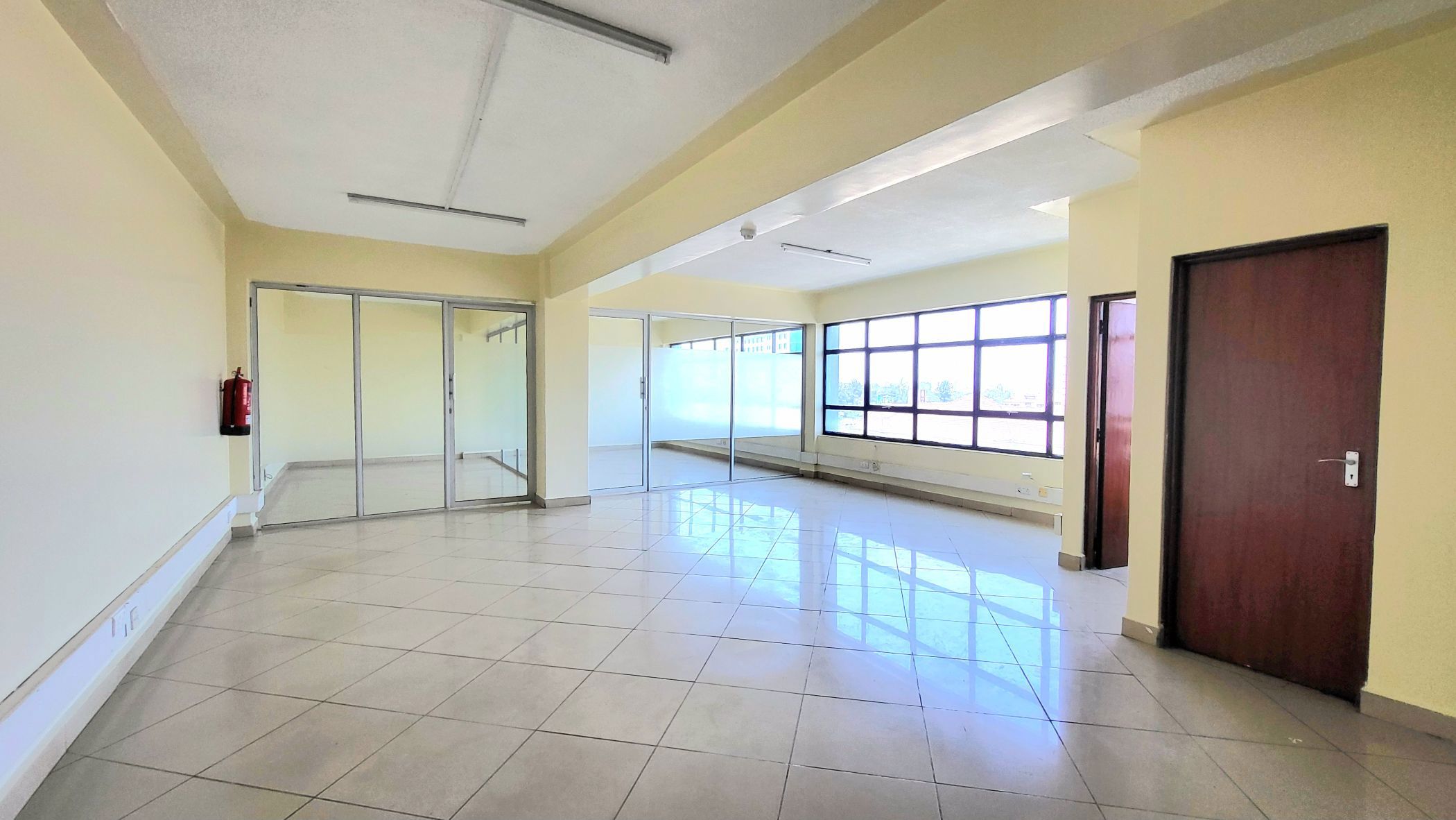 Commercial office to rent in Parklands, Kenya - 3KE1704692