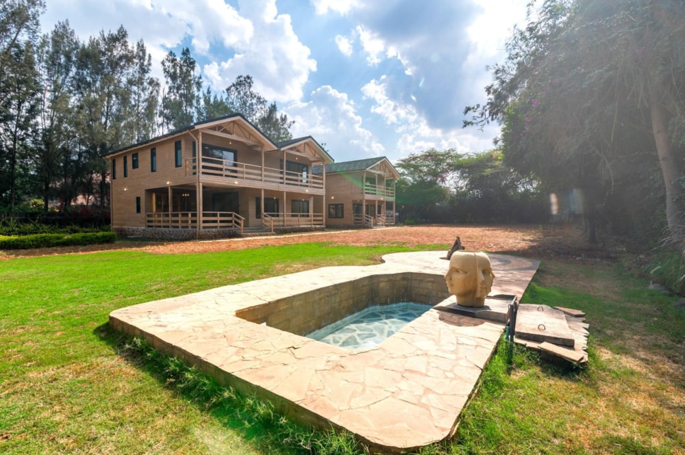 Double-storey house to rent in Karen, Kenya - 3KE1674837 Double-storey house to rent in Karen, Kenya - 3KE1674837