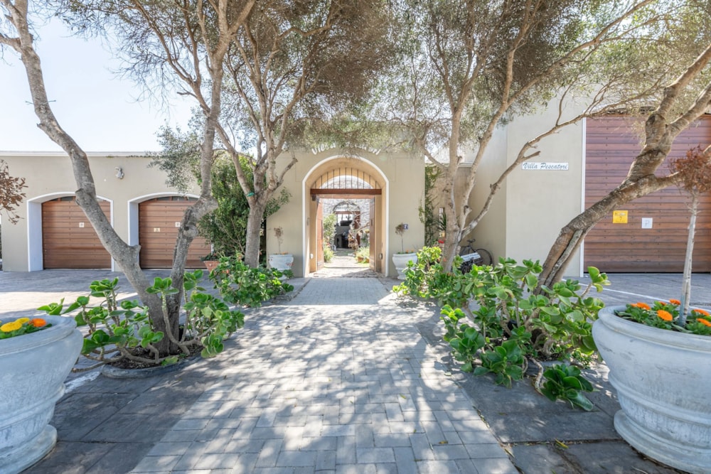 Guesthouse for sale in Yzerfontein - PGLAG1674871