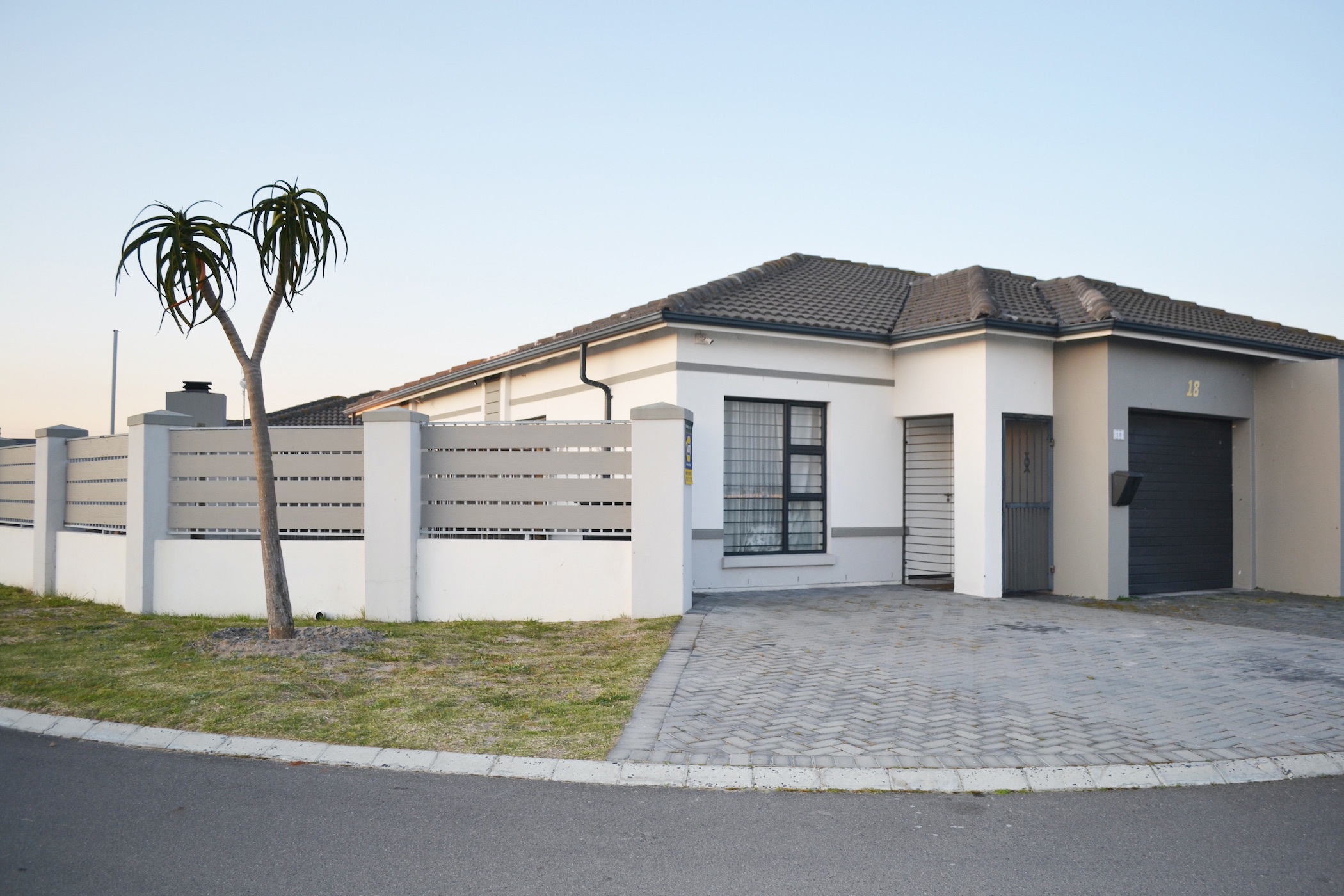 House let in Parklands - 1TV1675130