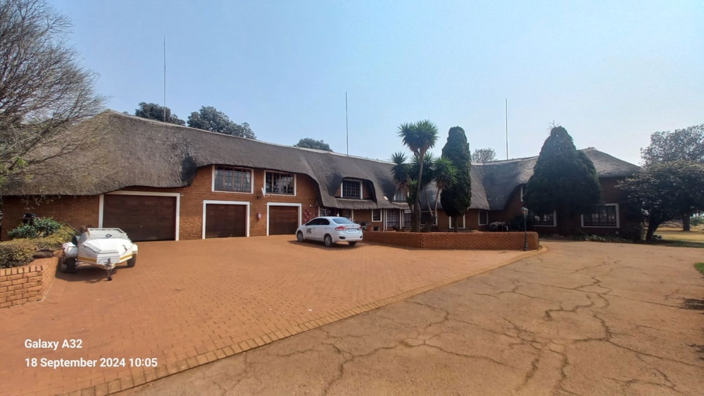 Double-storey house for sale in Eloff - PRN1675144