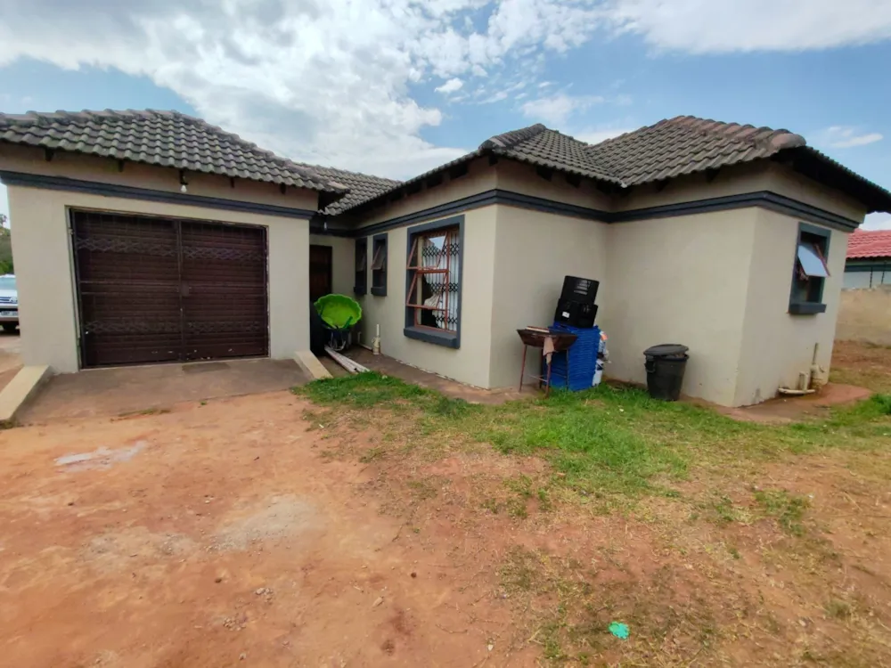 House for sale in Tzaneen, Limpopo Province - 1TA1675171