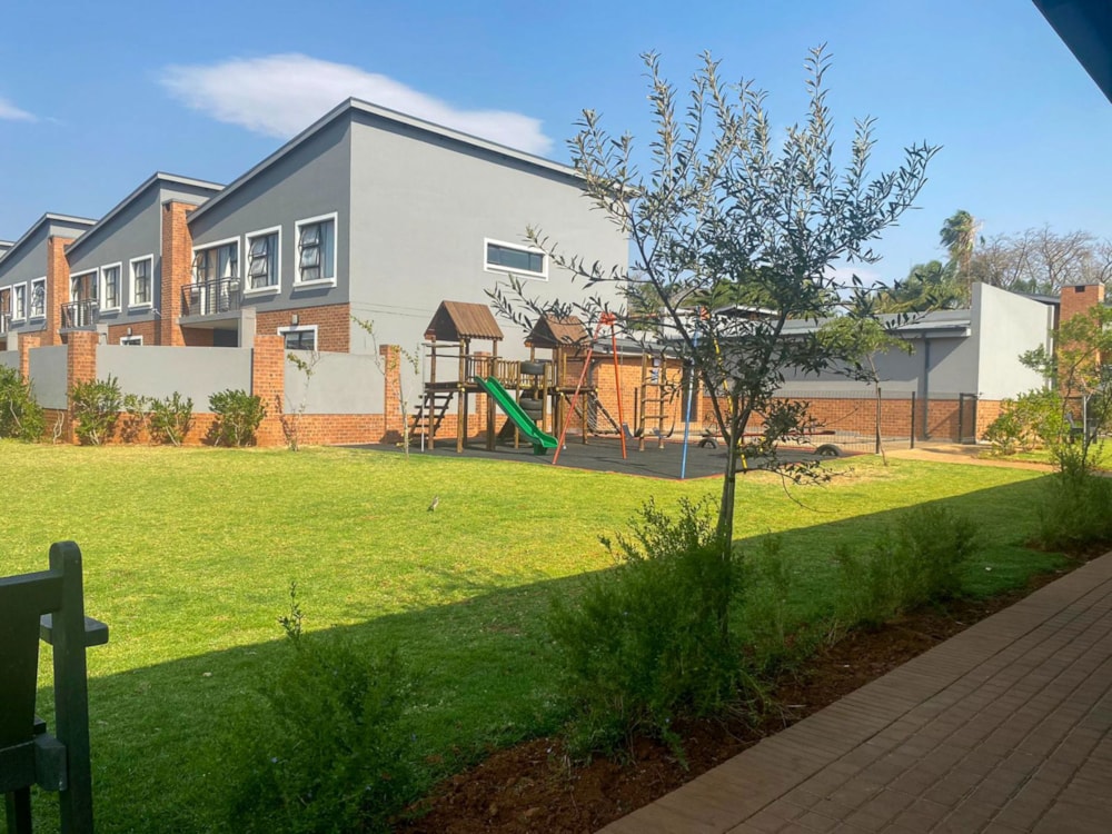 Double-storey house for sale in Montana, Pretoria North - PTM1675321 Double-storey house for sale in Montana, Pretoria North - PTM1675321