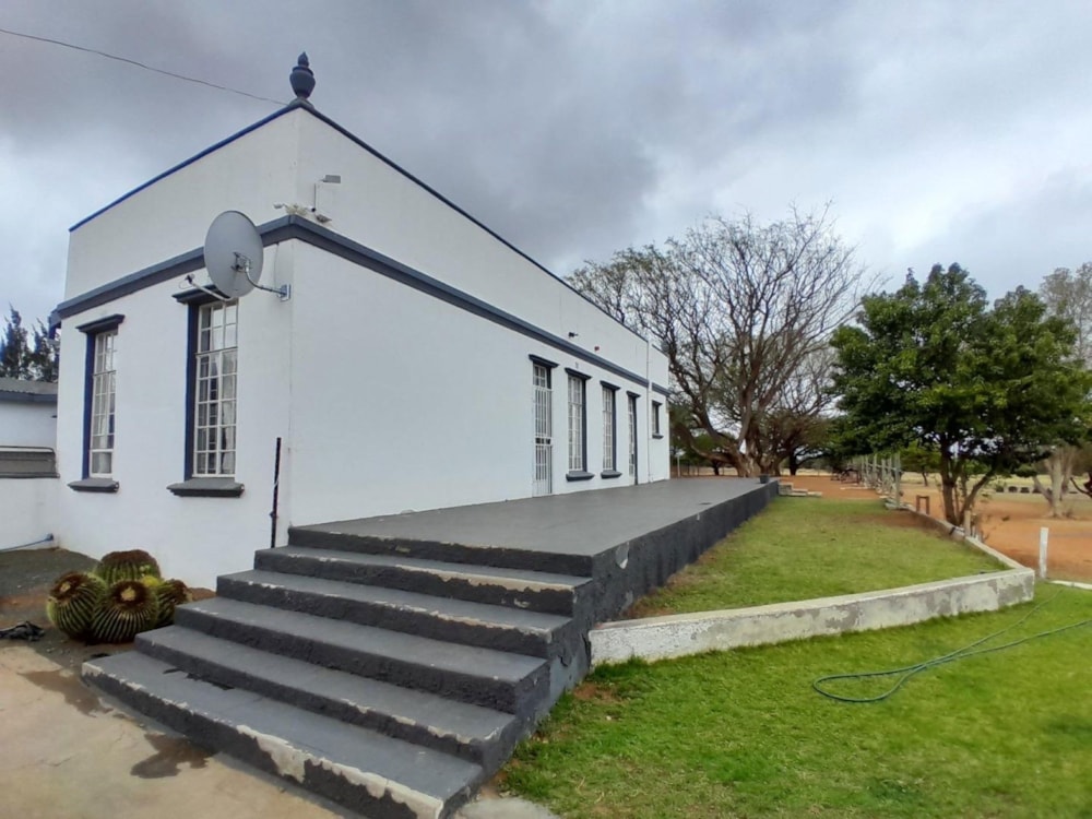 Smallholding for sale in Kimberley - 1KJ1675234