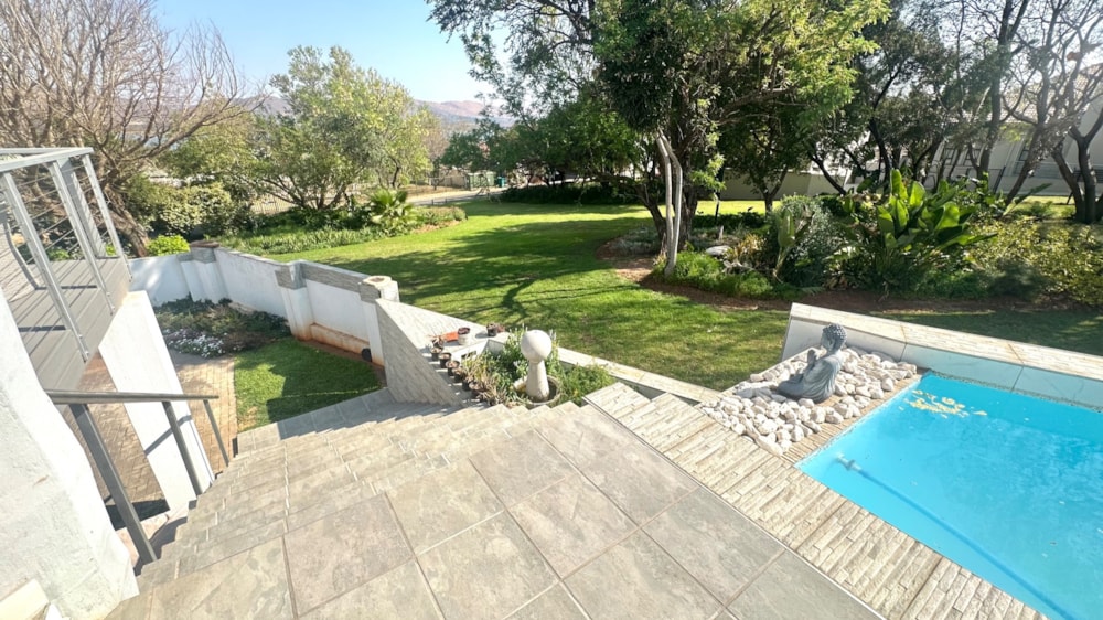 House for sale in Kosmos Ridge - 1HR1675362