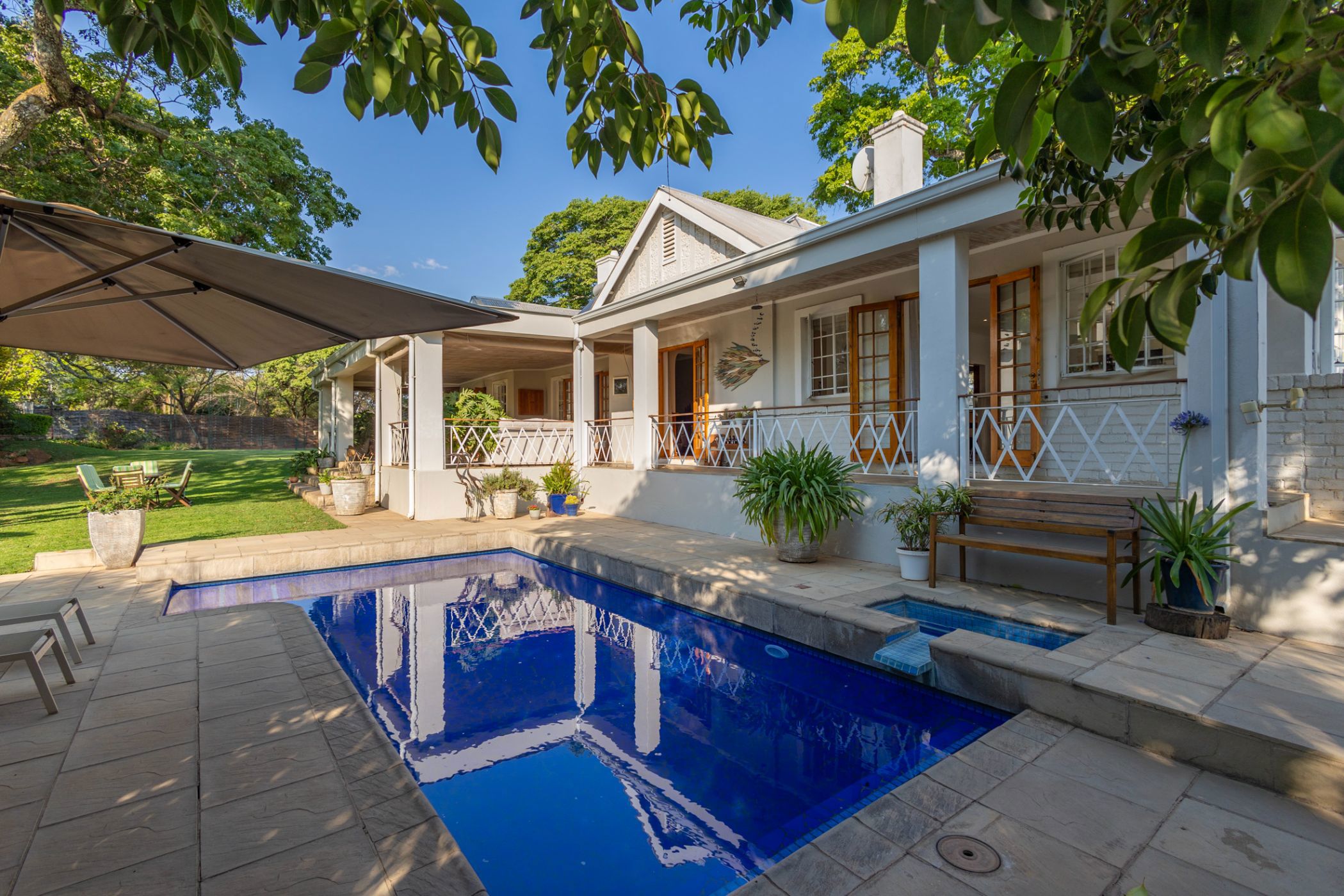 House sold in Newlands, Zimbabwe - 3ZB1675390