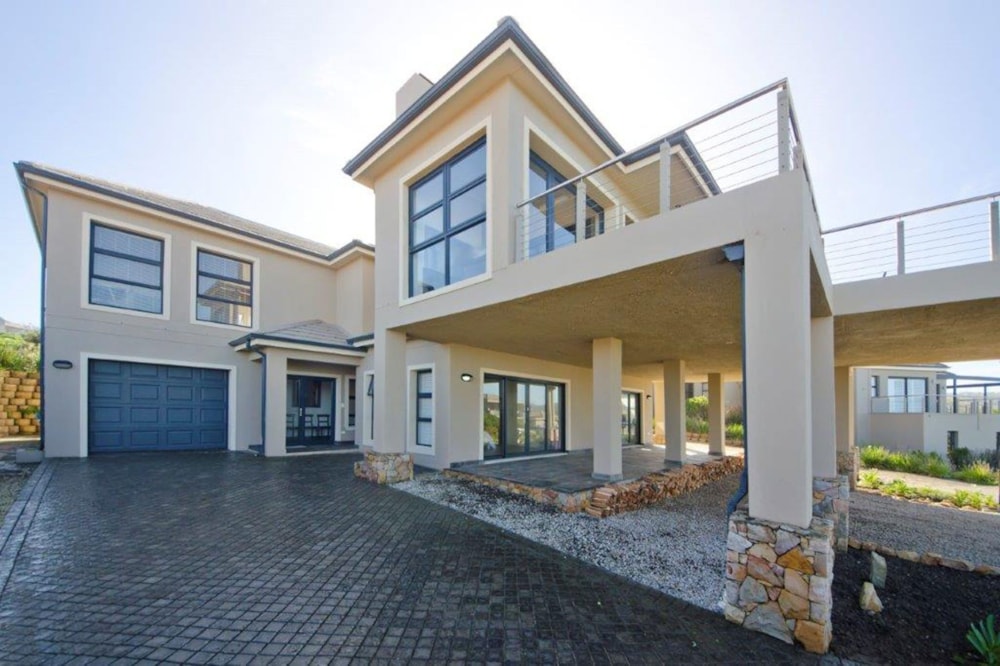 House for sale in Pezula Golf Estate - 1KG1598942 House for sale in Pezula Golf Estate - 1KG1598942