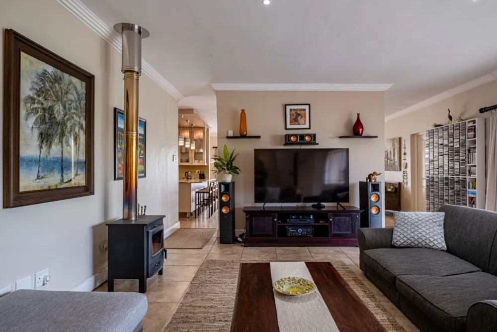 Single-storey house sold in Summerstrand - 1PLZ1712961