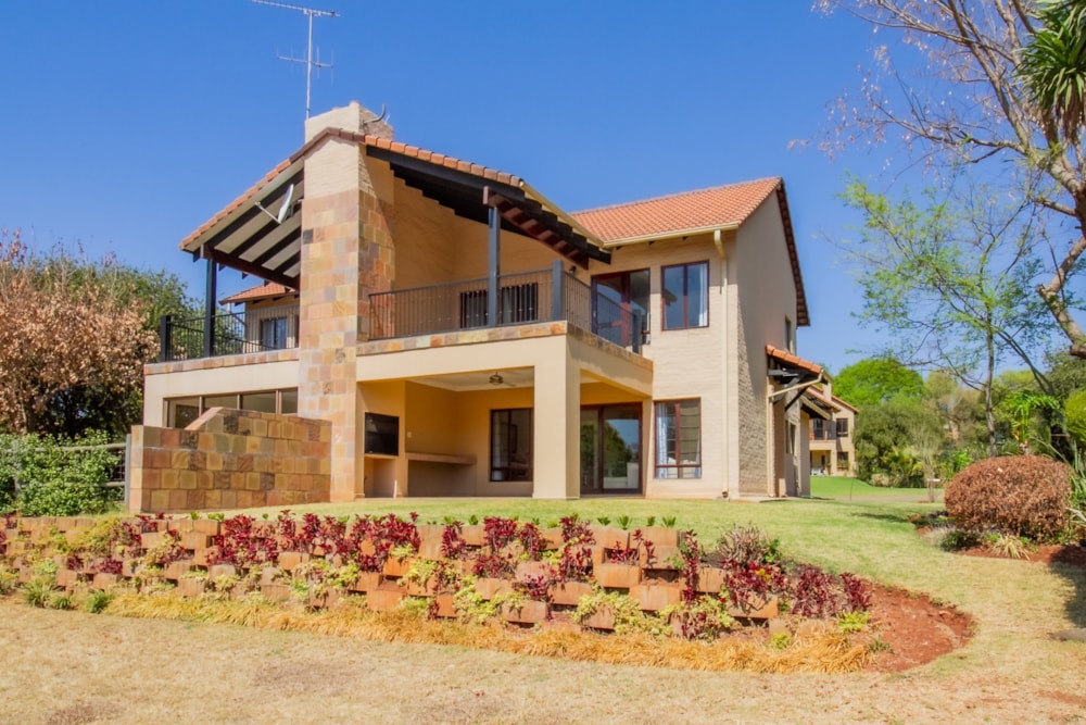 Double-storey cluster sold in The Coves - 1HR1672716 Double-storey cluster sold in The Coves - 1HR1672716