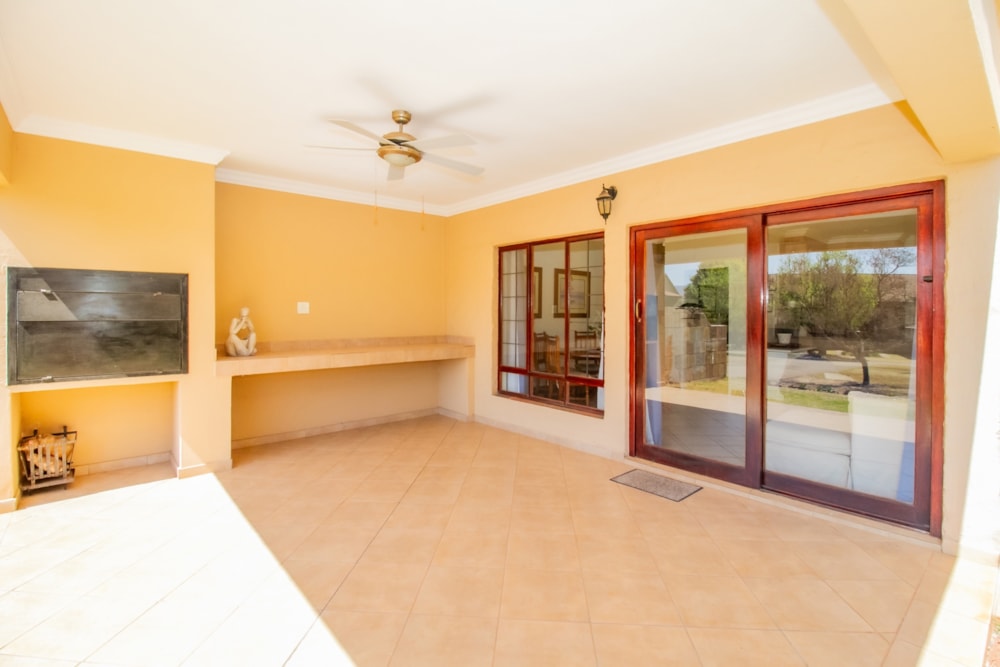 Double-storey cluster sold in The Coves - 1HR1672716 Double-storey cluster sold in The Coves - 1HR1672716