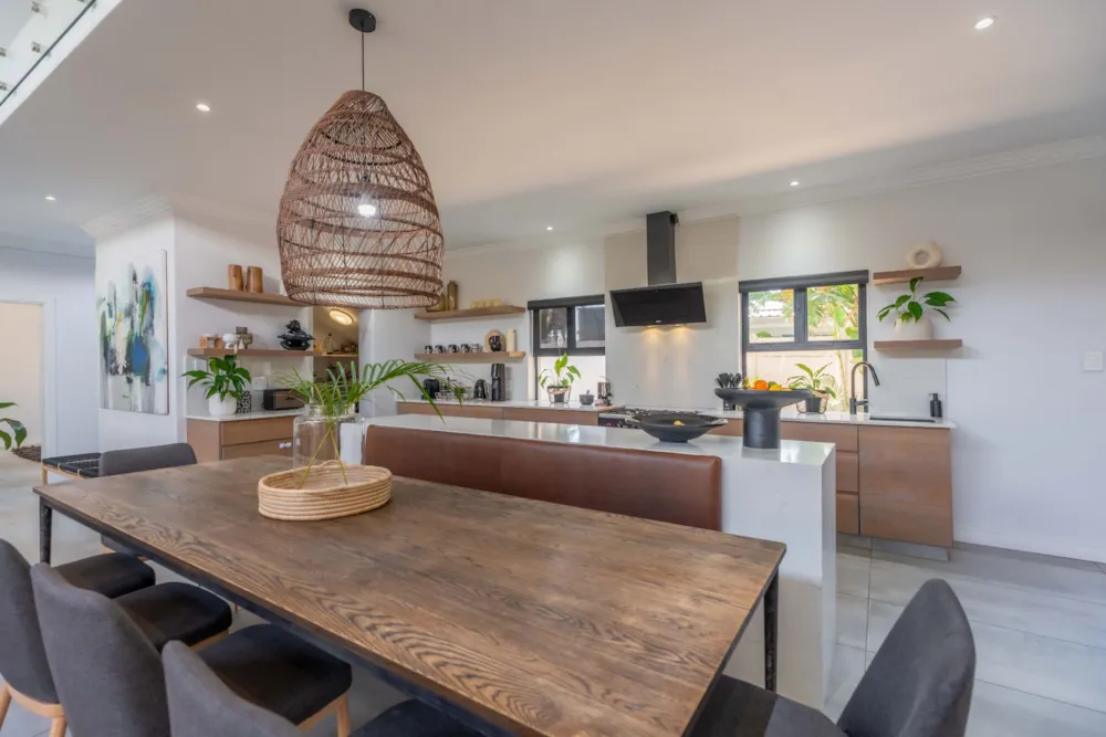 Double-storey house for sale in La Lucia - 1ND1668811 Double-storey house for sale in La Lucia - 1ND1668811