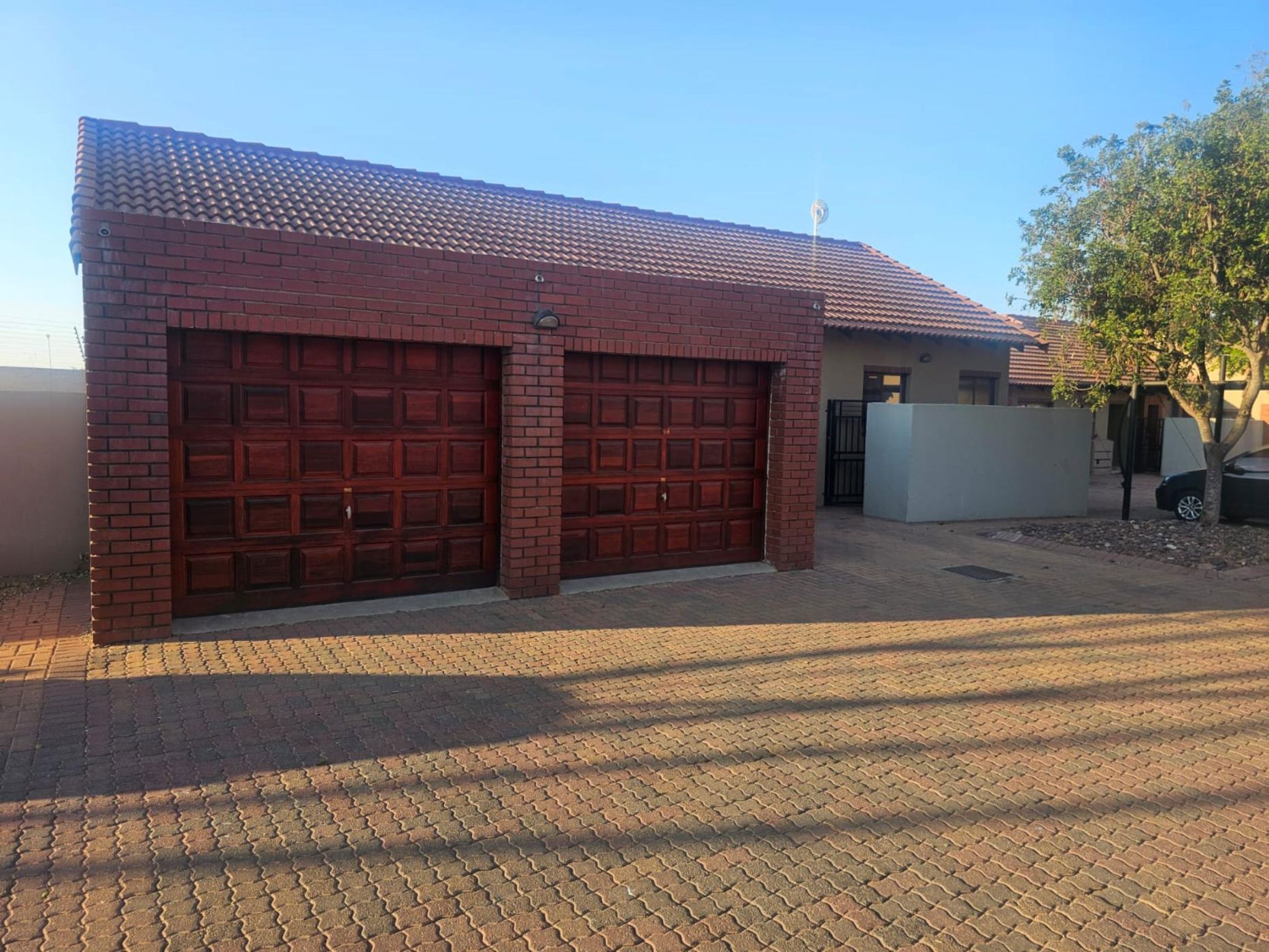 Townhouse to rent in Bendor - 1PS1713255