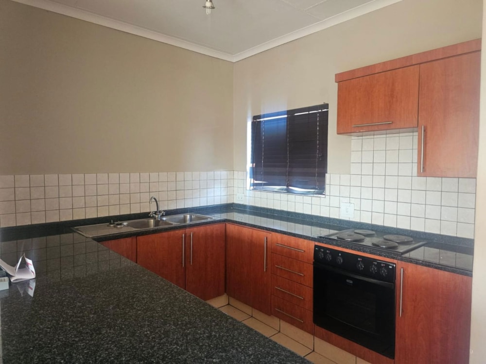 Townhouse to rent in Bendor - 1PS1713255 Townhouse to rent in Bendor - 1PS1713255