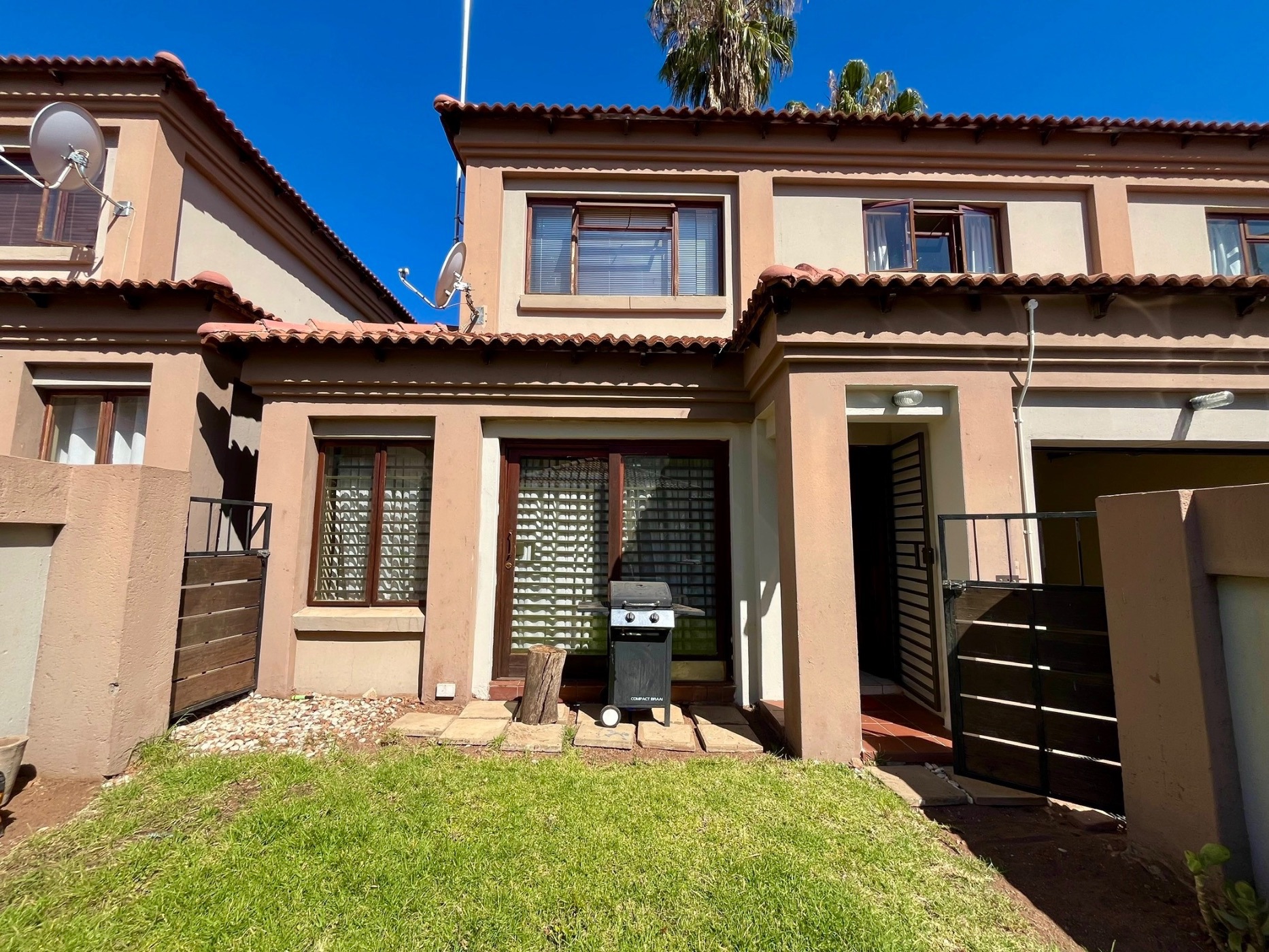 Townhouse let in Polokwane Central - 1PS1671416