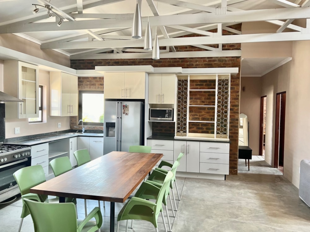 Security estate home for sale in Aquavista Mountain Estate - PRN1673621 Security estate home for sale in Aquavista Mountain Estate - PRN1673621