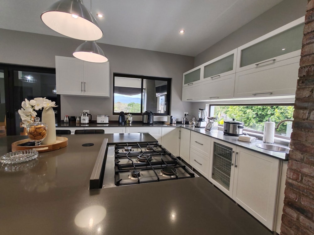 Security estate home for sale in Golden Acres - 1TA1752726