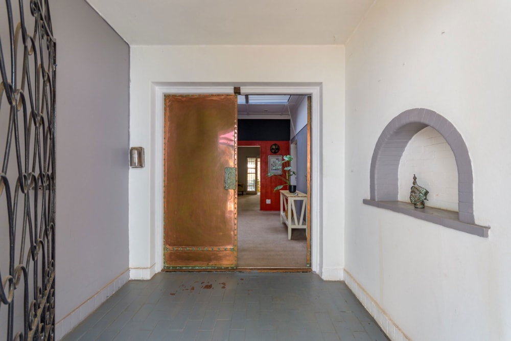 House for sale in Observatory, Johannesburg - BED1734023