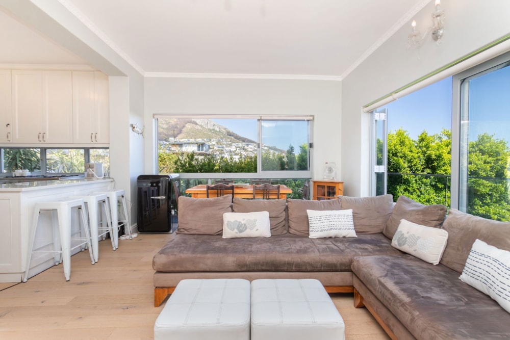 Apartment sold in Sea Point - AS1675395