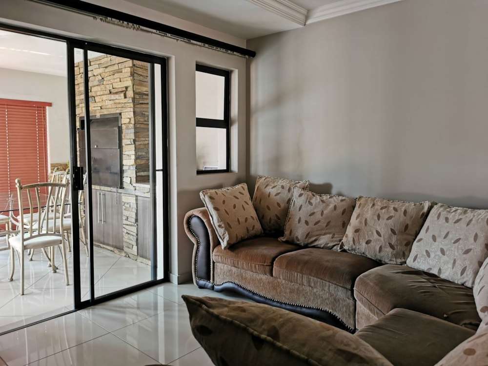 Apartment for sale in Lakefield - EN1673720