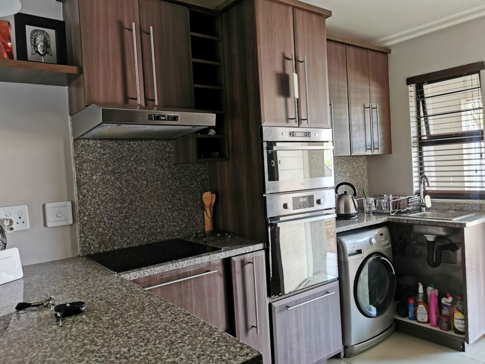 Apartment for sale in Lakefield - EN1673720