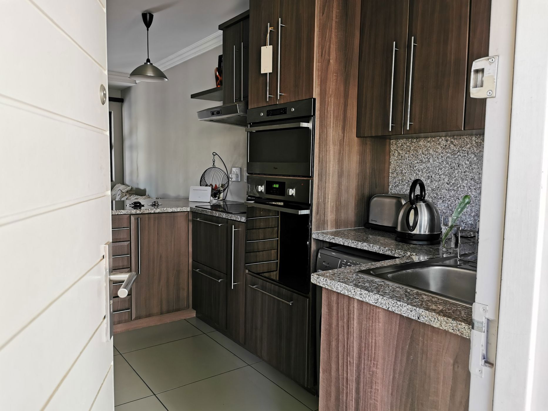 Apartment for sale in Lakefield - EN1673720