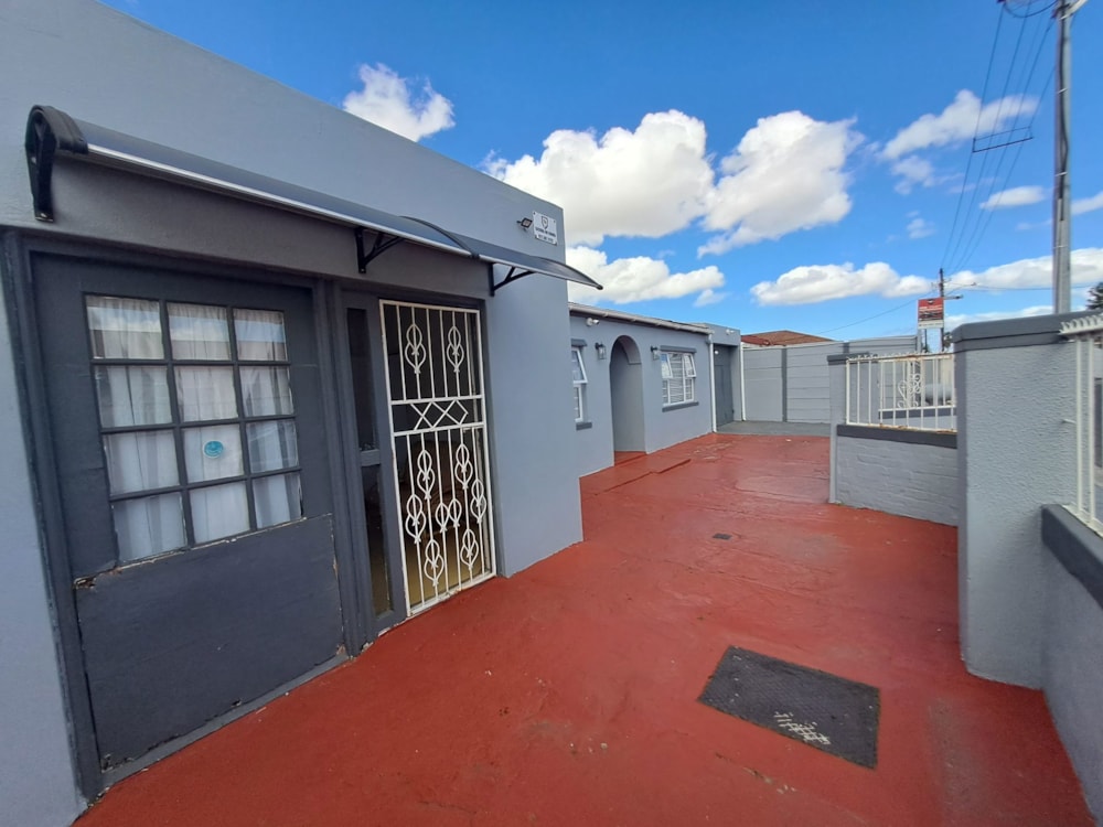 House let in Belgravia, Athlone - 1AH1715995