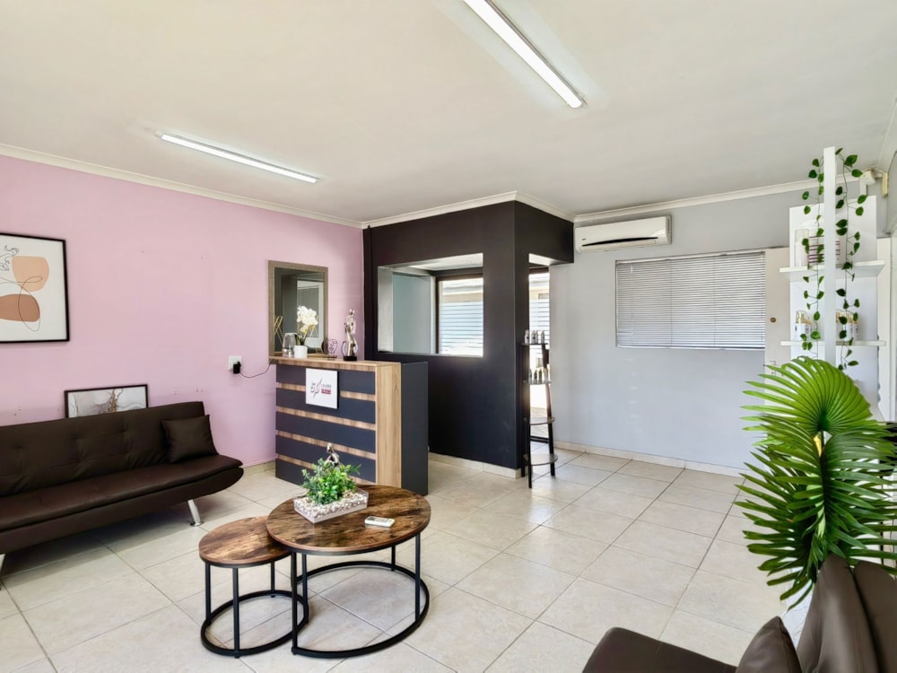 Commercial office to rent in Panorama, Parow - 1PLA1744945