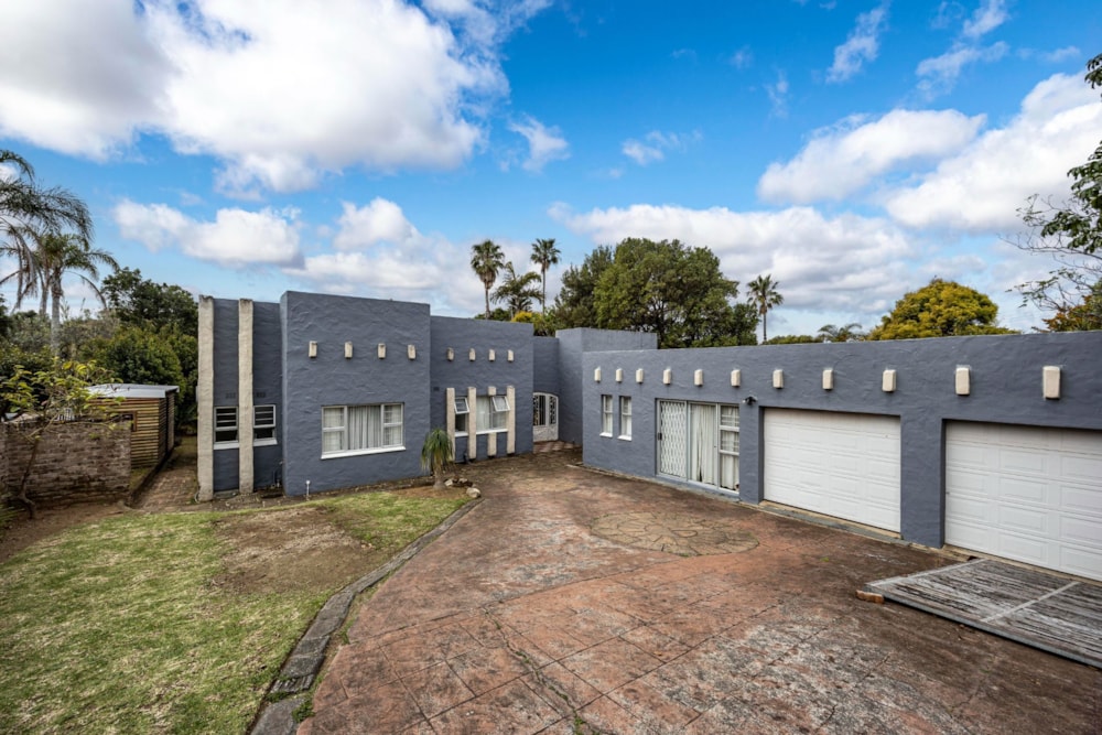 House for sale in Blue Bend - 1EZ1699763 House for sale in Blue Bend - 1EZ1699763