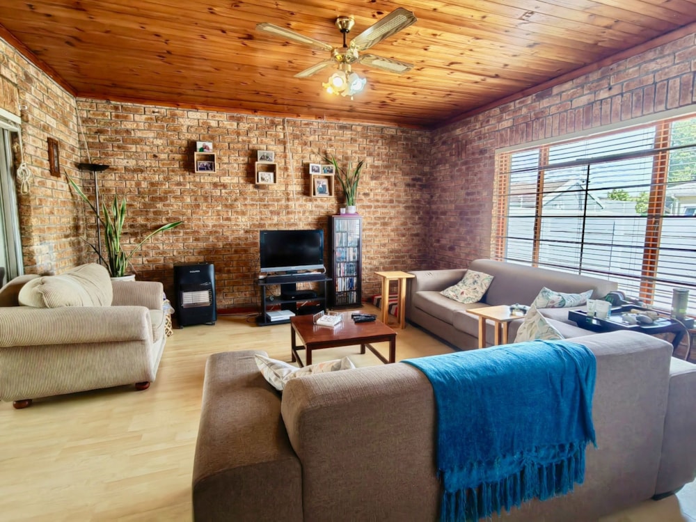 House sold in Welgelegen, Parow - 1PLA1675402 House sold in Welgelegen, Parow - 1PLA1675402