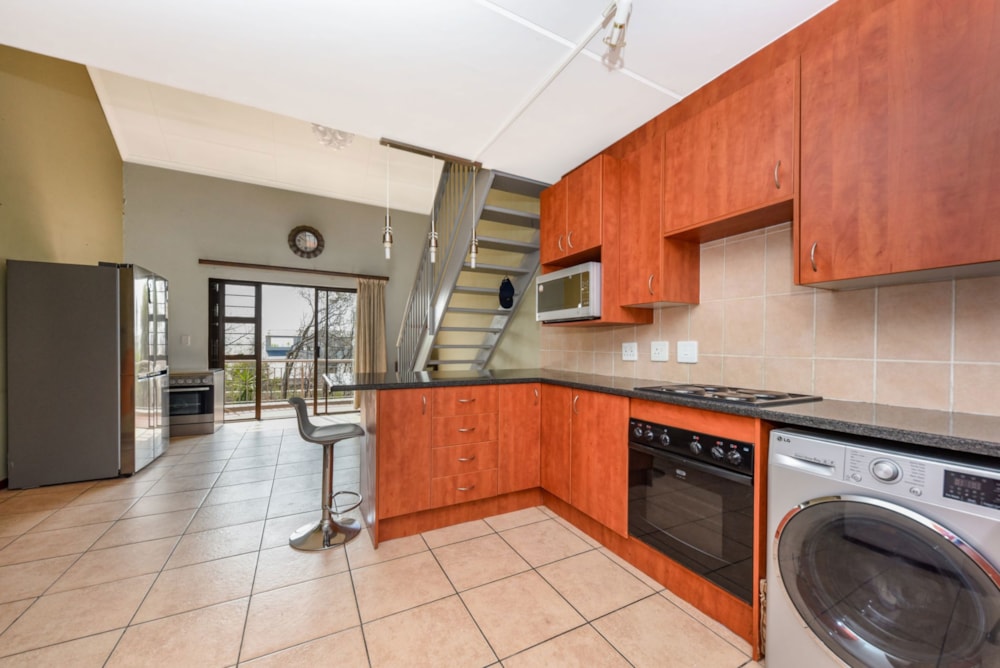 Loft for sale in Paulshof - FW1673634 Loft for sale in Paulshof - FW1673634