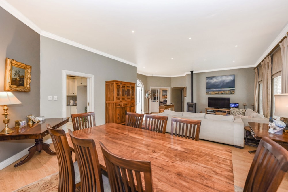 Cluster sold in Bryanston - HP1674106 Cluster sold in Bryanston - HP1674106