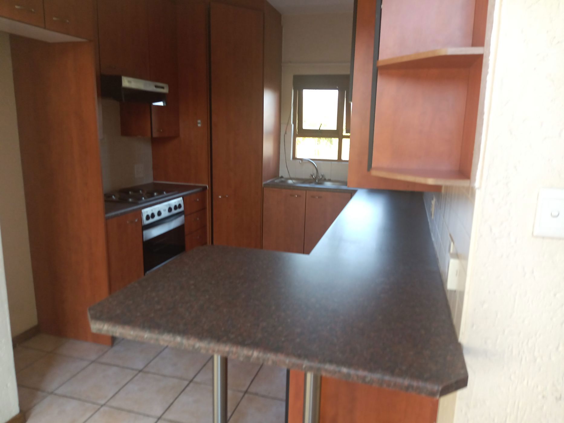 Townhouse to rent in Sunninghill - FYL1725418